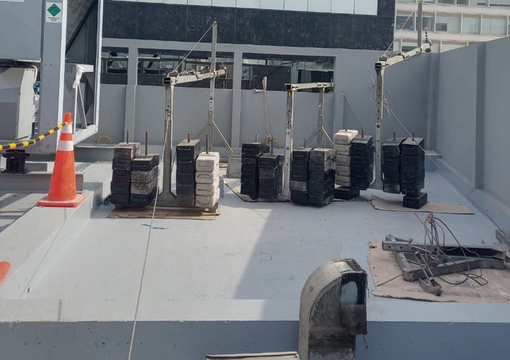 sistema-de-soporte-con-andamios-colgantes